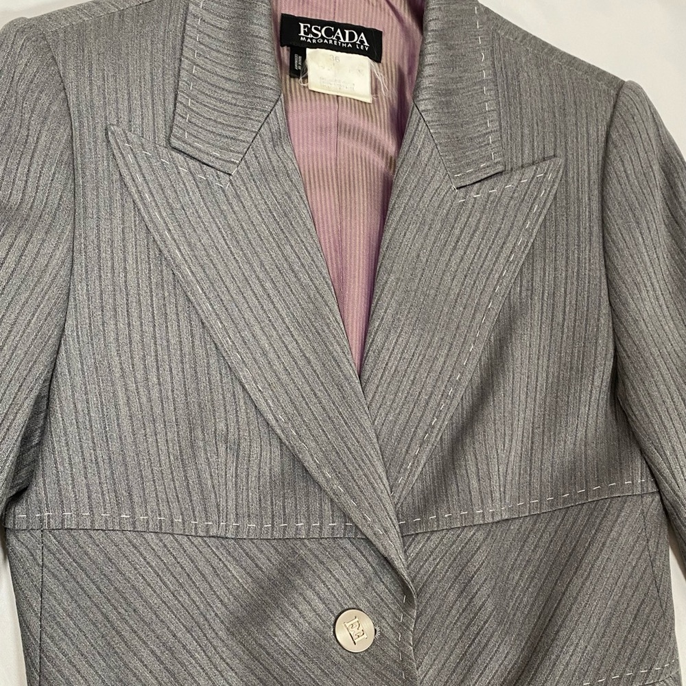 ESCADA Gray Suit SZ 6